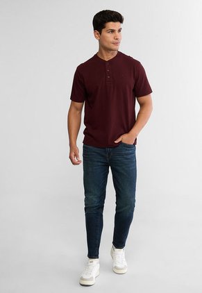 Camiseta AMERICAN EAGLE Vinotinto