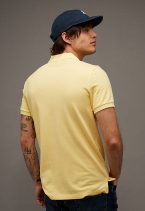 Polo AMERICAN EAGLE Amarillo