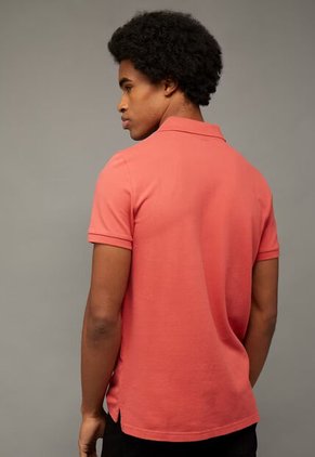 Polo AMERICAN EAGLE Rojo