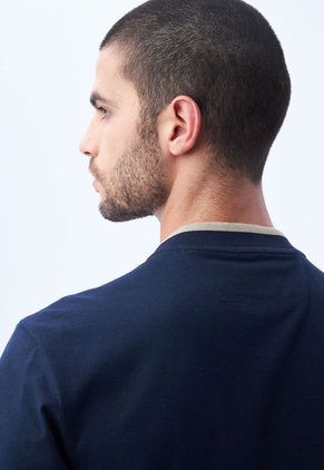 Camiseta Azul Americanino