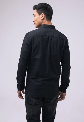 Camisa Negro Americanino