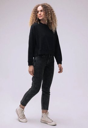 Buzo Negro Americanino