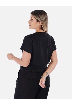 Camiseta Con Mangas Cortas Y Cuello Redondo