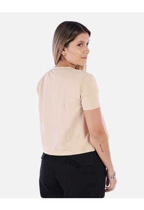 Camiseta Con Mangas Cortas Y Cuello Redondo