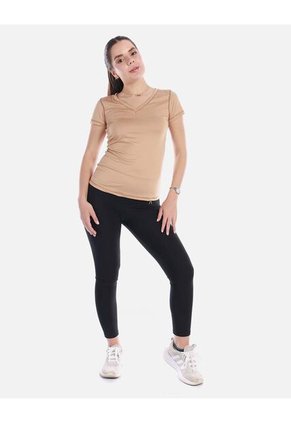 Camiseta Deportiva Cuello V Manga Corta