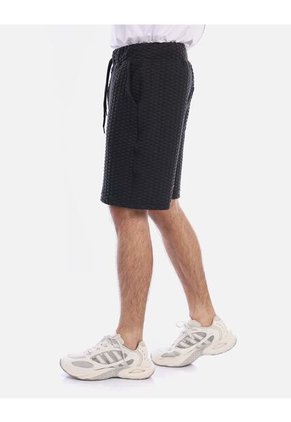 Bermuda Hombre Con Diseño Moderno 