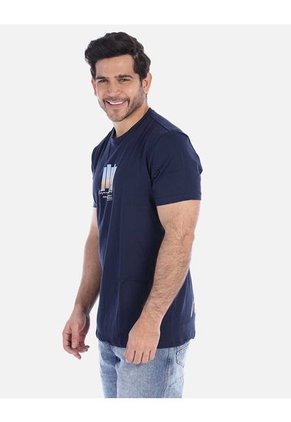 Camiseta Básica Slim Fit Cuello Redondo