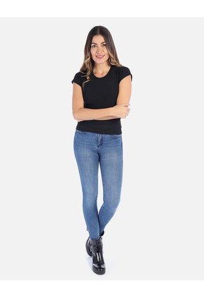 Camiseta Básica Manga Corta En Rib Cuello Redondo Mujer