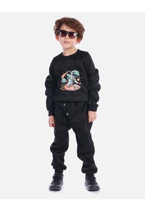 Conjunto Deportivo Para Niño Cómodo Y Versátil