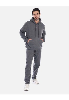 Buzo Hombre Con Estilo Urbano