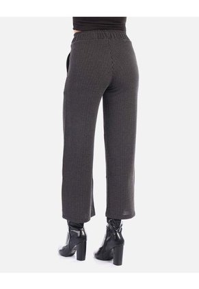 Pantalón Amplio En Tejido Suave Para Un Estilo Cómodo 