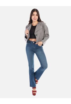 Chaqueta Femenina Con Silueta Amplia Y Elegante