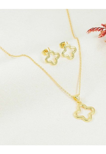 Set De Cadena Y Aretes De Flor Calada