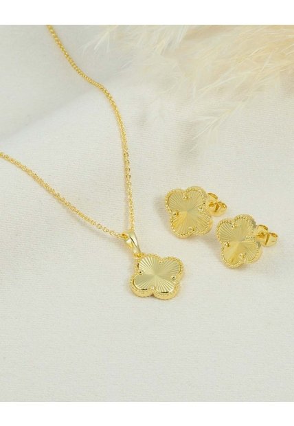 Set De Cadena Y Aretes De Trébol