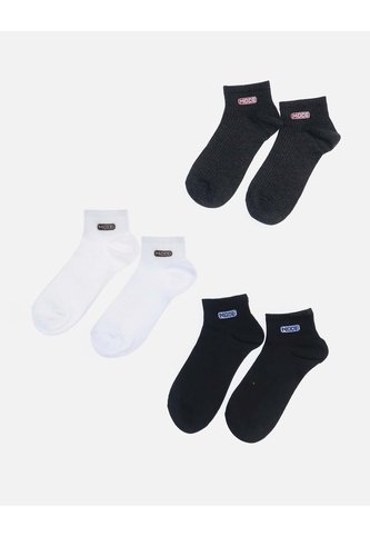 Set X 3 Medias Tobilleras Acanaladas Con Etiqueta Textil Arequipe moda dulce