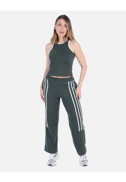 Conjunto Deportivo De Camiseta Y Pantalón