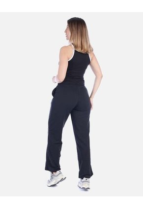 Conjunto Deportivo De Camiseta Y Pantalón