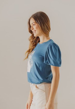 Camiseta Marfil-Dorado-Café Arkitect Éxito