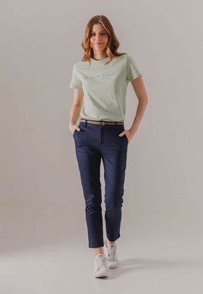 Camiseta Verde Oliva-Blanco Arkitect Éxito