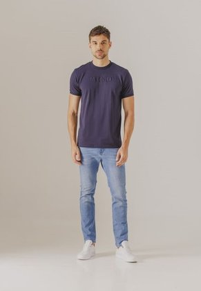 Camiseta Azul Navy Arkitect Éxito