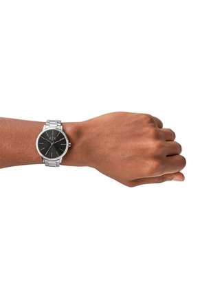 Reloj Hombre Armani Exchange Cayde. Acero Inoxidable Plateado AX2700