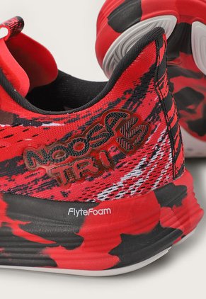 Tenis Running Rojo-Negro-Blanco asics Noosa Tri 15