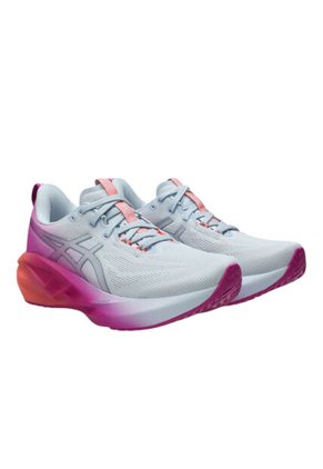 Tenis Asics Novablast 5 Mujer-Celeste/Fucsia