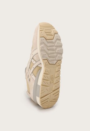 Tenis Lifestyle Beige-Blanco-Gris asics GT II