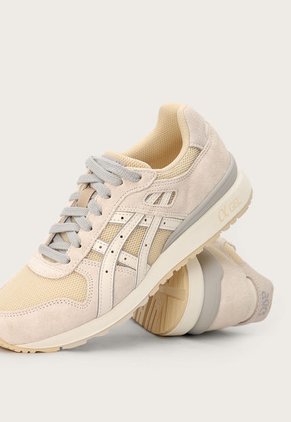Tenis Lifestyle Beige-Blanco-Gris asics GT II