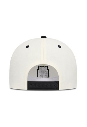 Gorra Atlético Nacional Oficial OHH Nacional Flexfit 6089 MT Beige/Negro