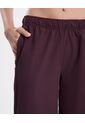 Pantalón Training Aeroflow Bota Amplia  Para Mujer Café Atmos de Atmos