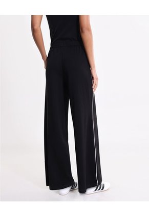 Pantalón Amplio Básico Con Venas Plush Para Mujer  Deportiva  Color Negro Marca Atmos