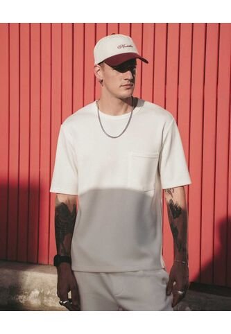Camiseta Relaxed Fit Con Bolsillo  Para Hombre Blanco Atmos Atmos
