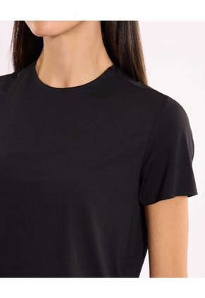 Camiseta Para Mujer Manga Corta Cuello Redondo Color Negro Marca Atmos #31090309