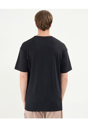 Camiseta Para Hombre Manga Corta Cuello Redondo Color Negro Marca Atmos #32090028