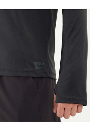 Camiseta Deportiva Manga Con Ojal  Para Hombre Negro Atmos