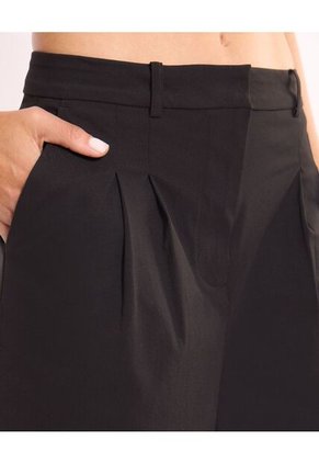 Short Sartorial Corte Limpio  Para Mujer Negro Atmos