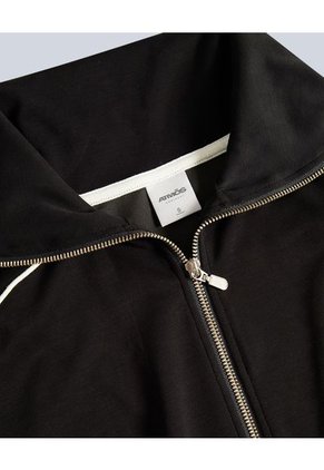 Buzo Para Mujer Cuello Alto O Cuello Tortuga Color Negro Marca Atmos #31060051