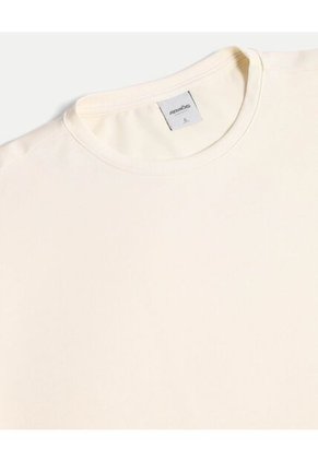 Camiseta Para Mujer Manga Corta Cuello Redondo Color Crema Marca Atmos #31090284