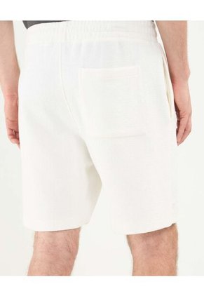 Bermuda Texturizada Para Hombre Marfil Atmos