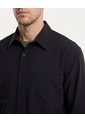 Camisa Técnica Con Bolsillo Práctica  Para Hombre Negro Atmos de Atmos