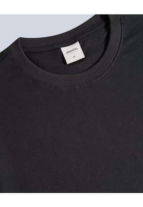 Camiseta Para Hombre Manga Corta Cuello Redondo Color Negro Marca Atmos #32090177