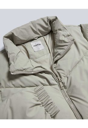 Chaqueta Para Mujer Acolchada Color Verde Marca Atmos #31080043