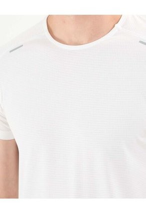 Camiseta Deportiva Texturizada  Para Hombre Hueso Atmos