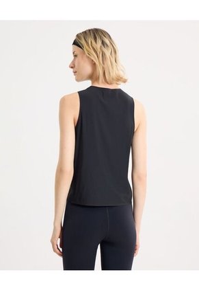 Camiseta Para Mujer Manga Sisa Cuello Redondo Color Negro Marca Atmos #31090242