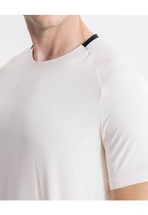 Camiseta Manga Corta Con Diseño Reflectivo  Para Hombre Crema Atmos
