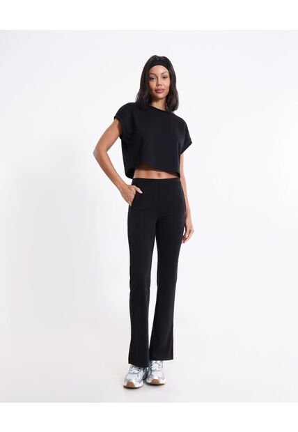 Camiseta Manga Sisa Crop Plush  Para Mujer Negro Atmos