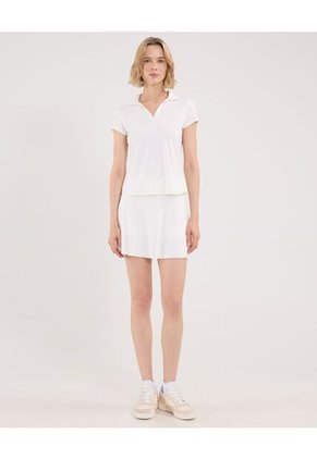 Polo Para Mujer Manga Corta Color Marfil Marca Atmos #31110010