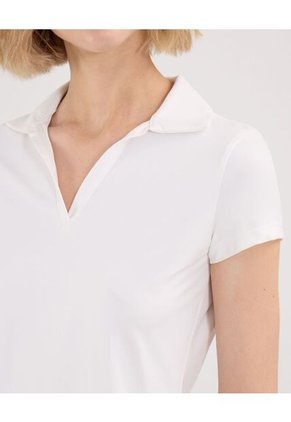 Polo Para Mujer Manga Corta Color Marfil Marca Atmos #31110010