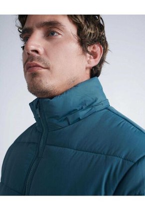 Chaqueta Para Hombre Acolchada Color Verde  Marca Atmos #32080006